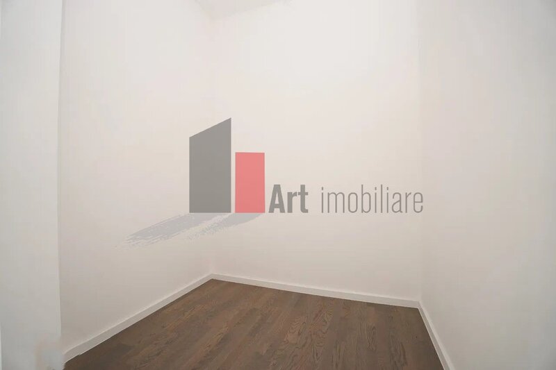 Nerva Traian, adiacent, penthouse, view panoramic, nelocuit.